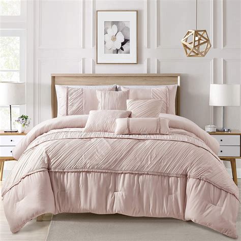 pink and beige bedding